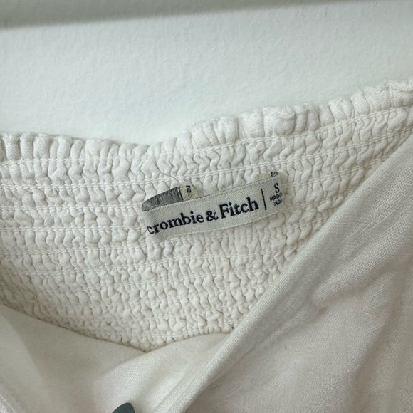 Abercrombie & Fitch Top - Picture 3 of 3